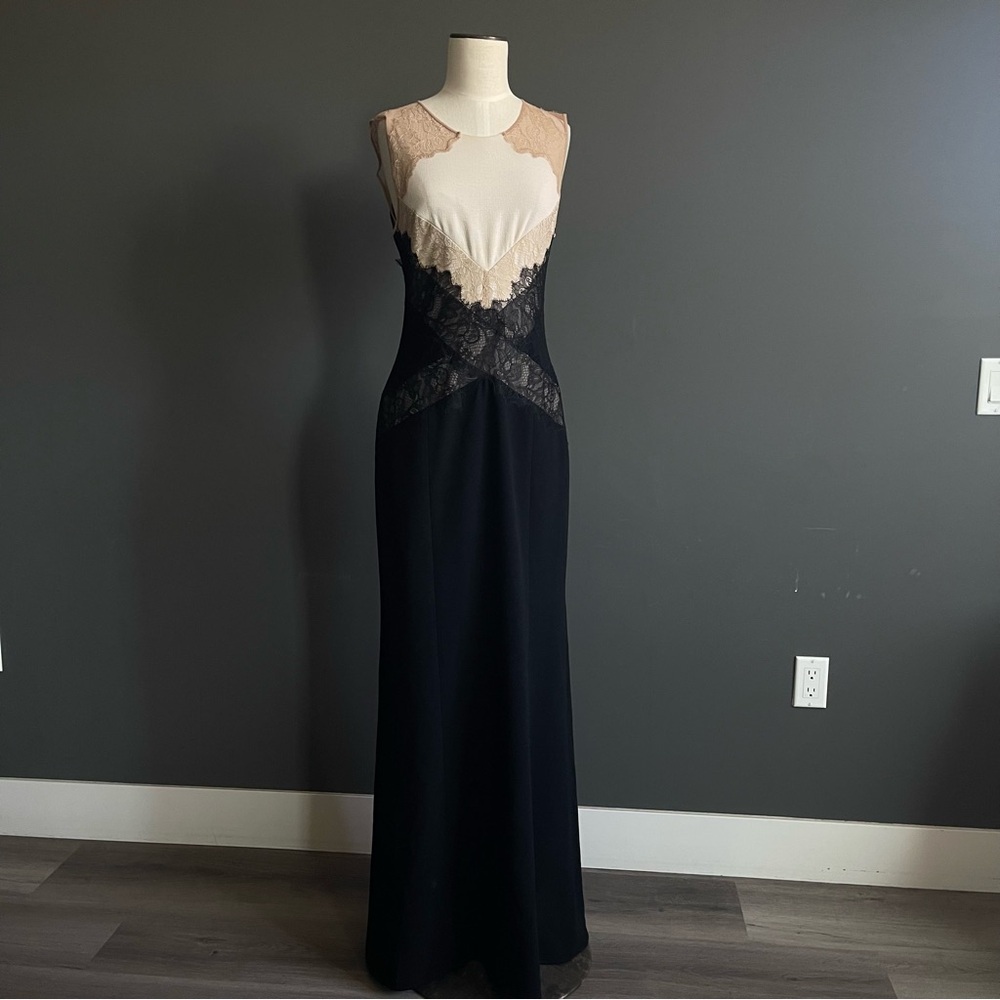 BCBGMAXAZRIA Aida Black Lace Open Back Gown | Nude Illusion Evening Dress Glam